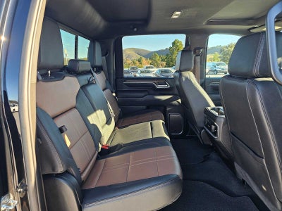 2025 Chevrolet Silverado 3500 HD High Country