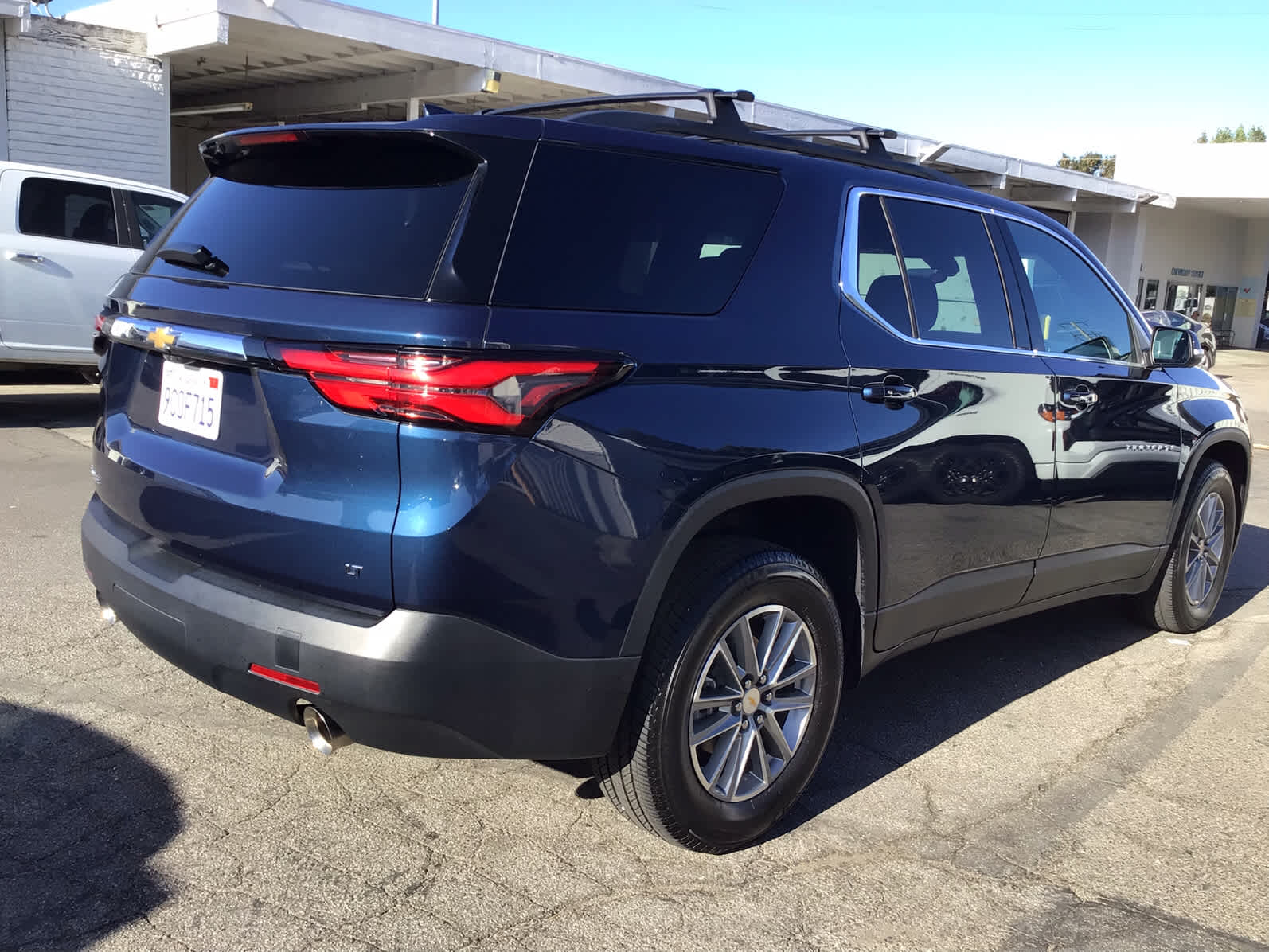 2023 Chevrolet Traverse LT Cloth