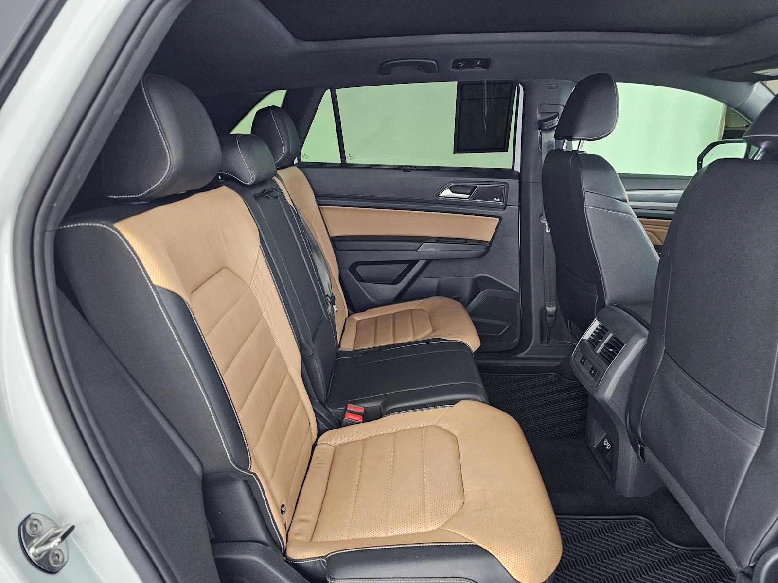 2020 Volkswagen Atlas Cross Sport 3.6L V6 SEL Premium R-Line