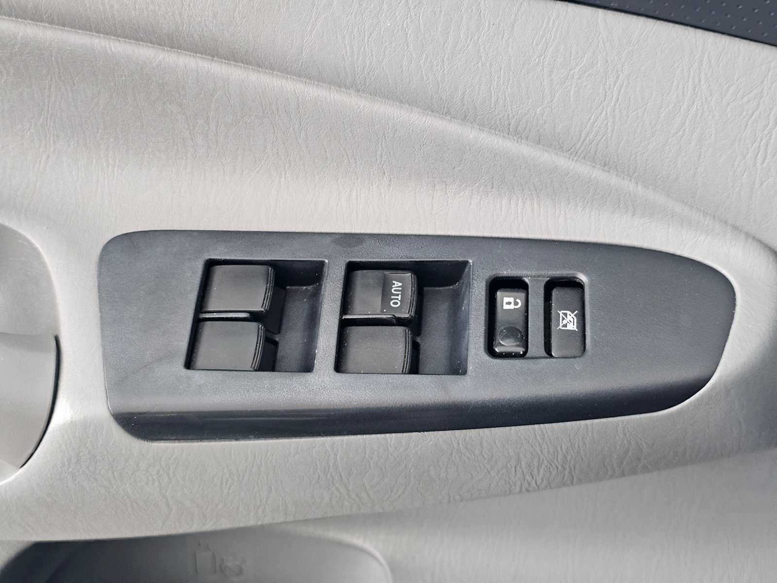 2013 Toyota Tacoma DBL CAB 4WD V6 AT