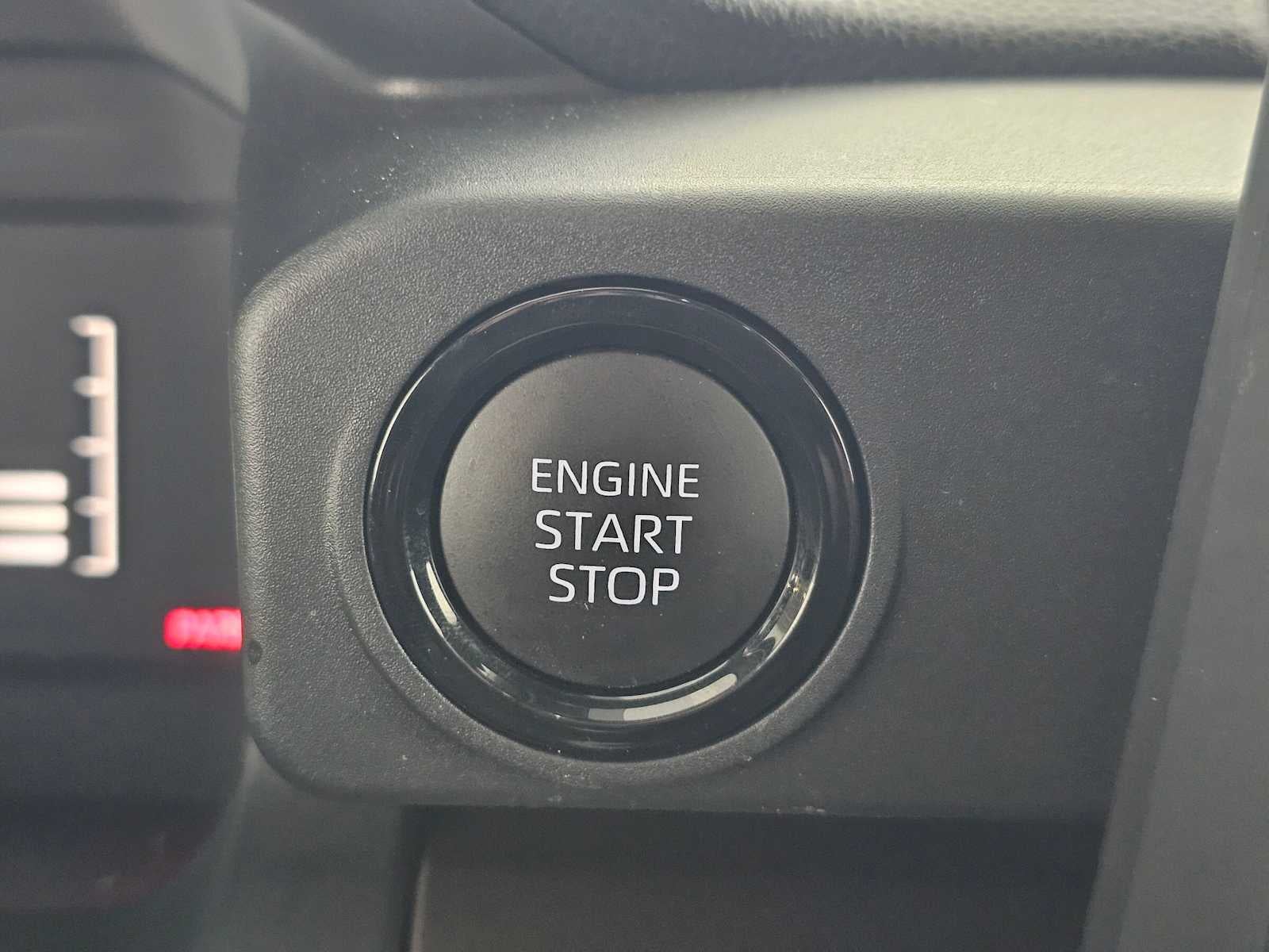 2025 Toyota Tacoma 2WD SR5