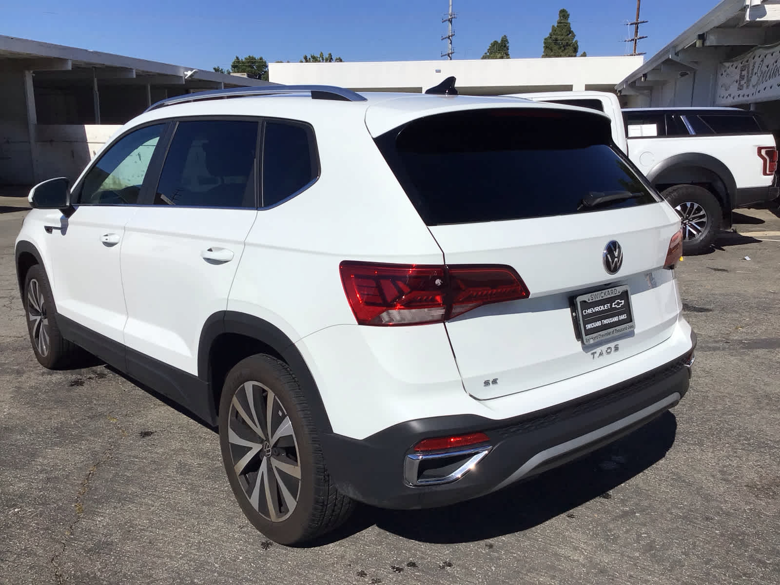 2023 Volkswagen Taos SE