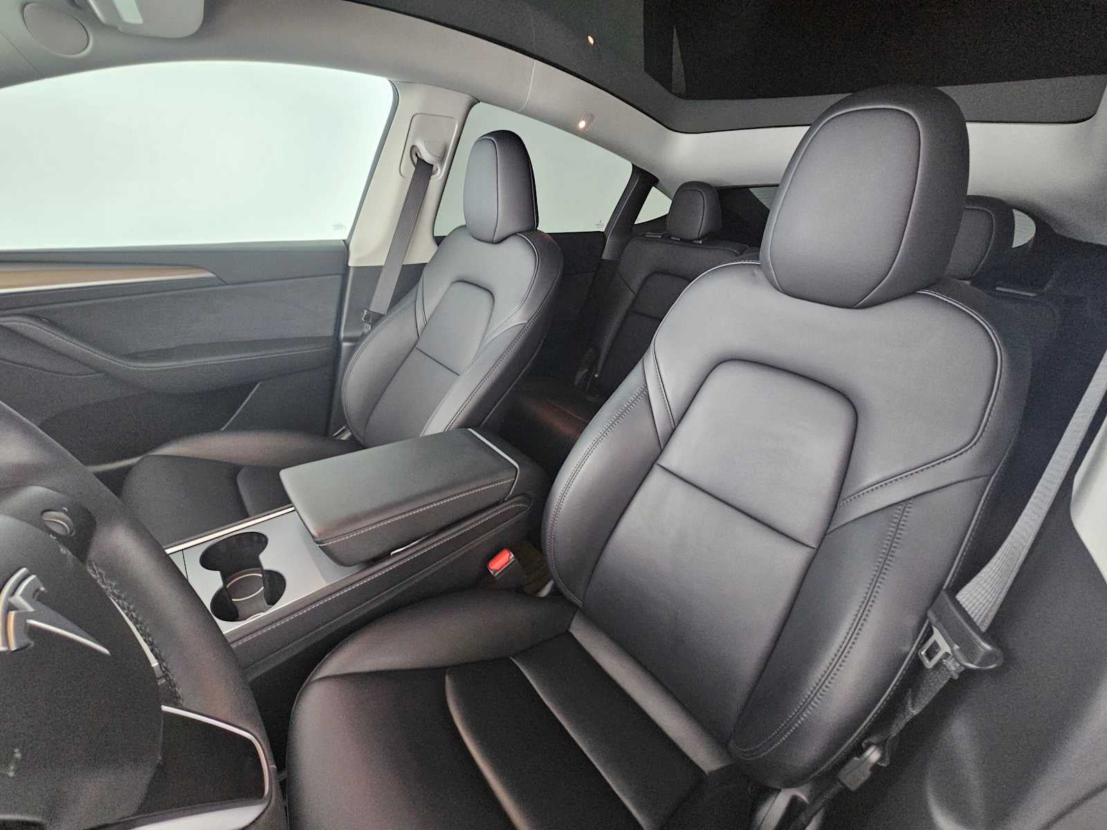 2025 Tesla Model Y Long Range