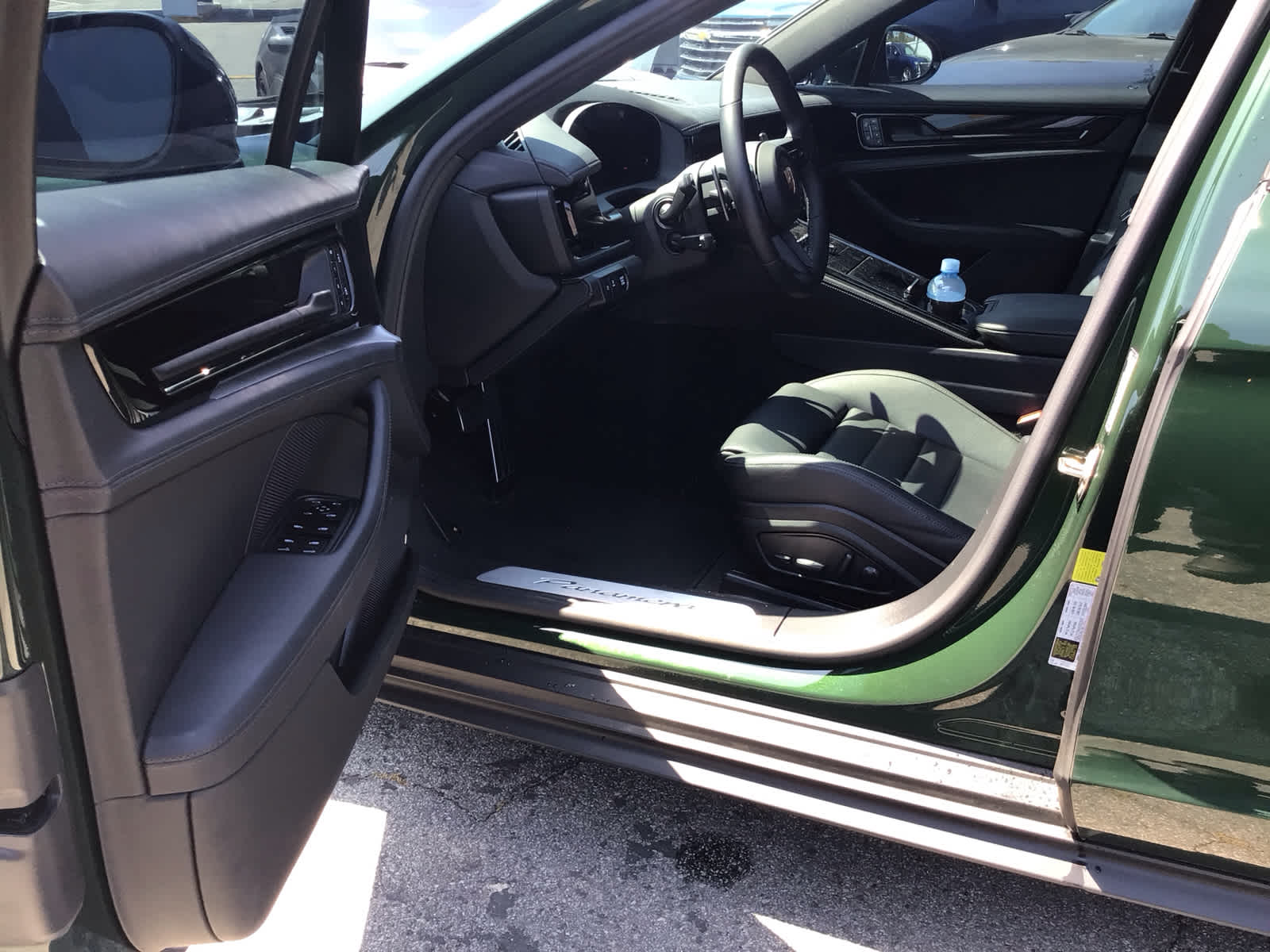 2026 Porsche Panamera 4DR RWD