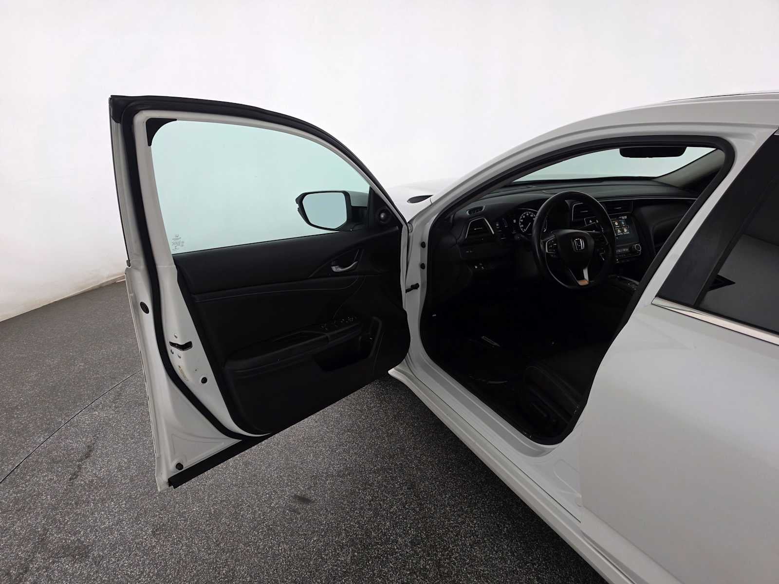 2019 Honda Insight Touring