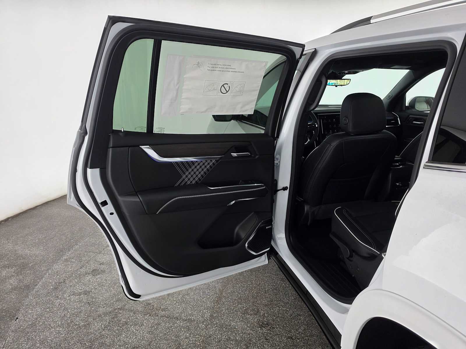 2027 GMC Acadia Denali