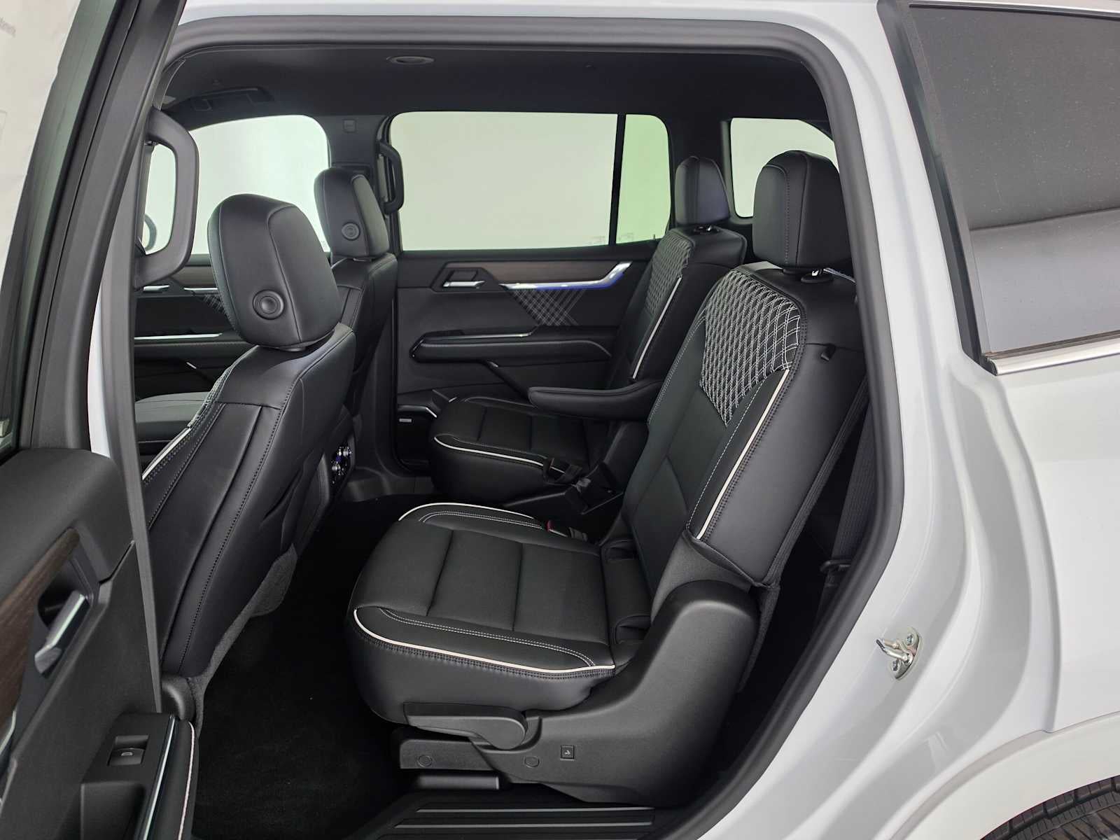 2027 GMC Acadia Denali