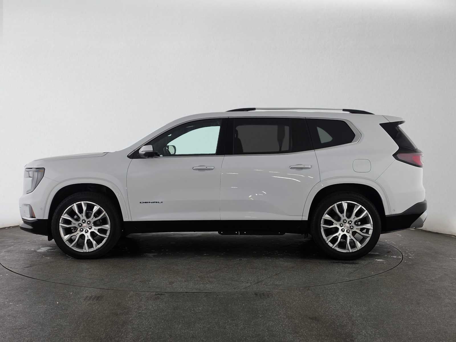2027 GMC Acadia Denali