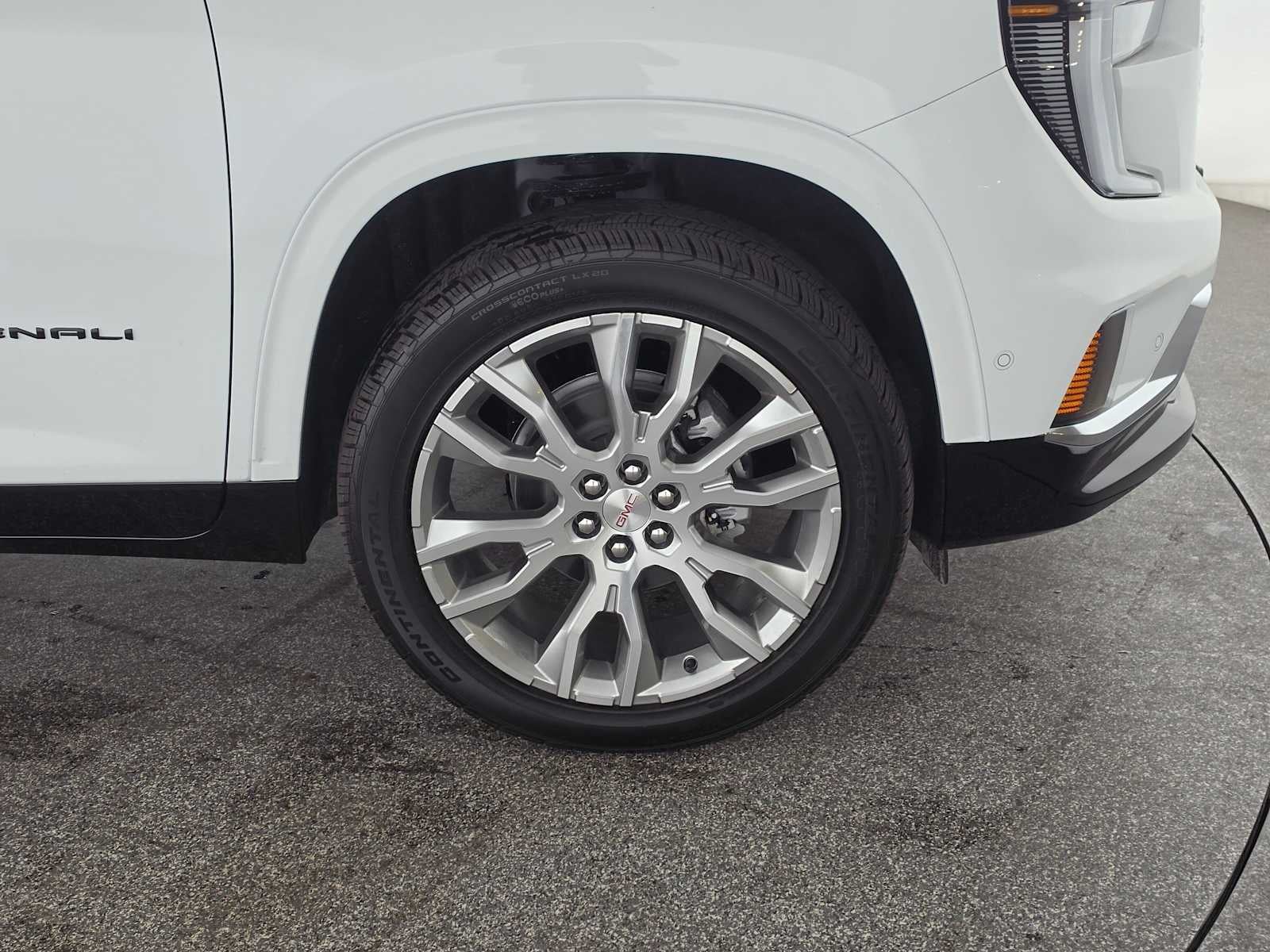 2027 GMC Acadia Denali
