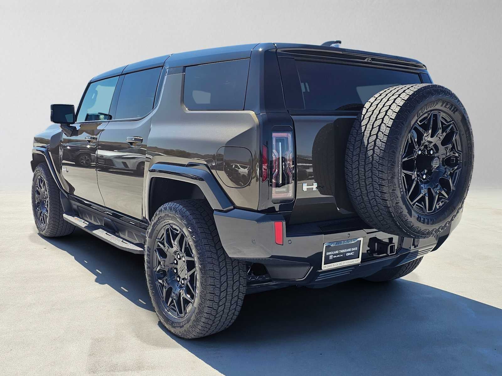 2026 GMC HUMMER EV SUV 2X