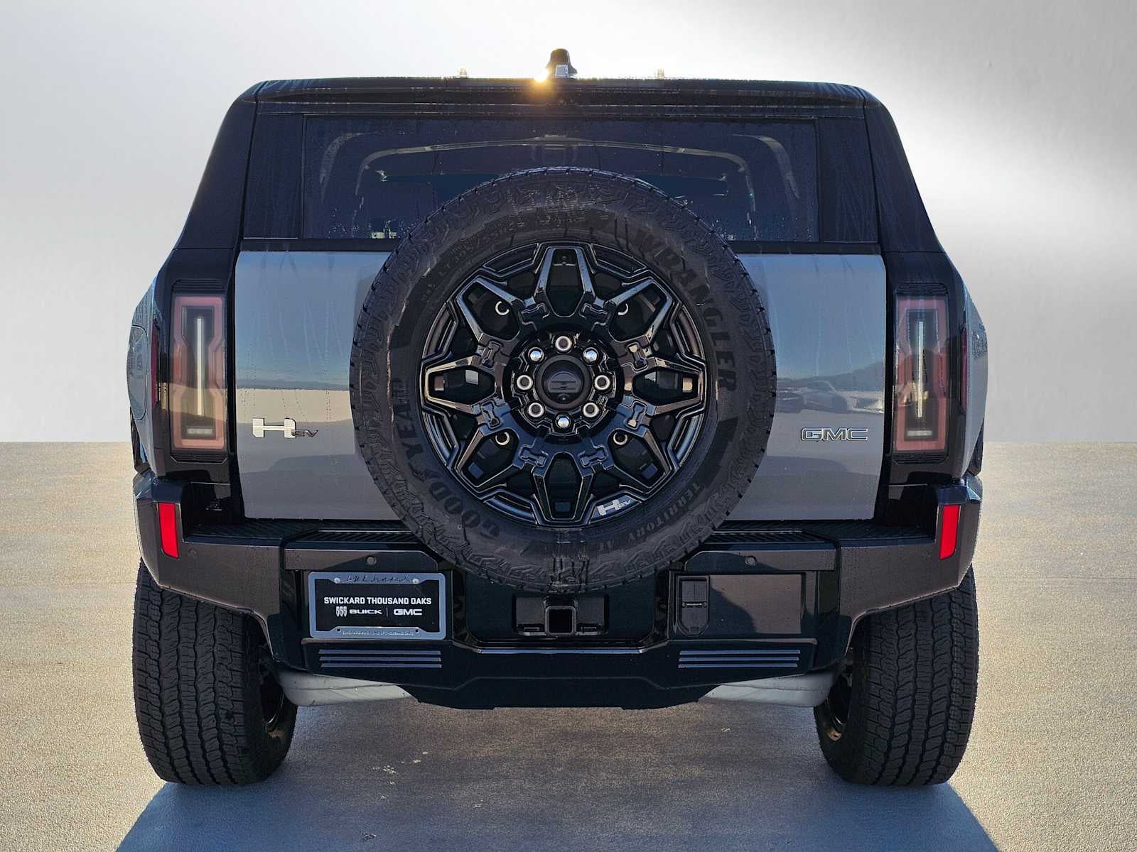 2026 GMC HUMMER EV SUV 2X