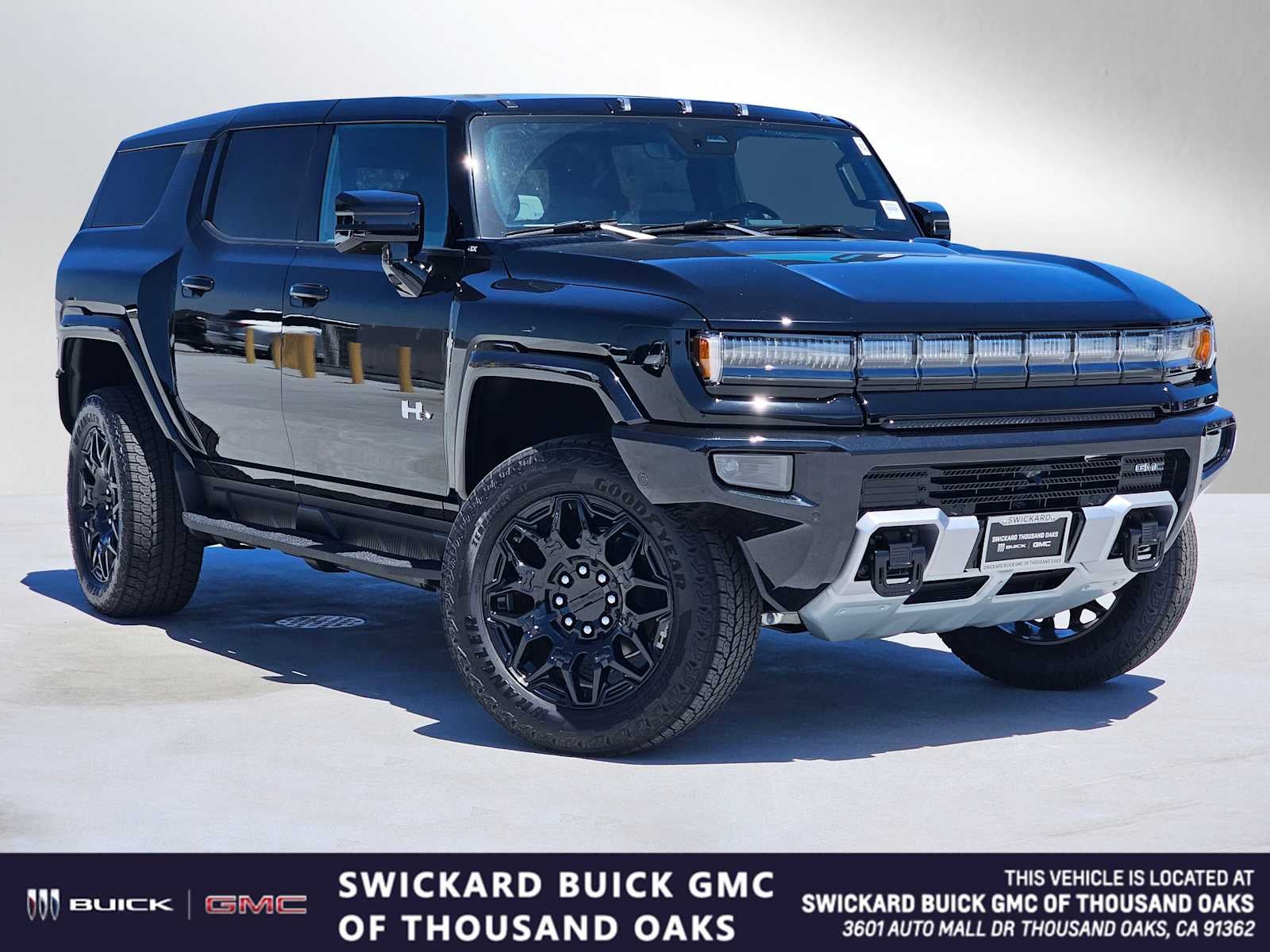 2026 GMC Hummer EV 2X SUV's photo