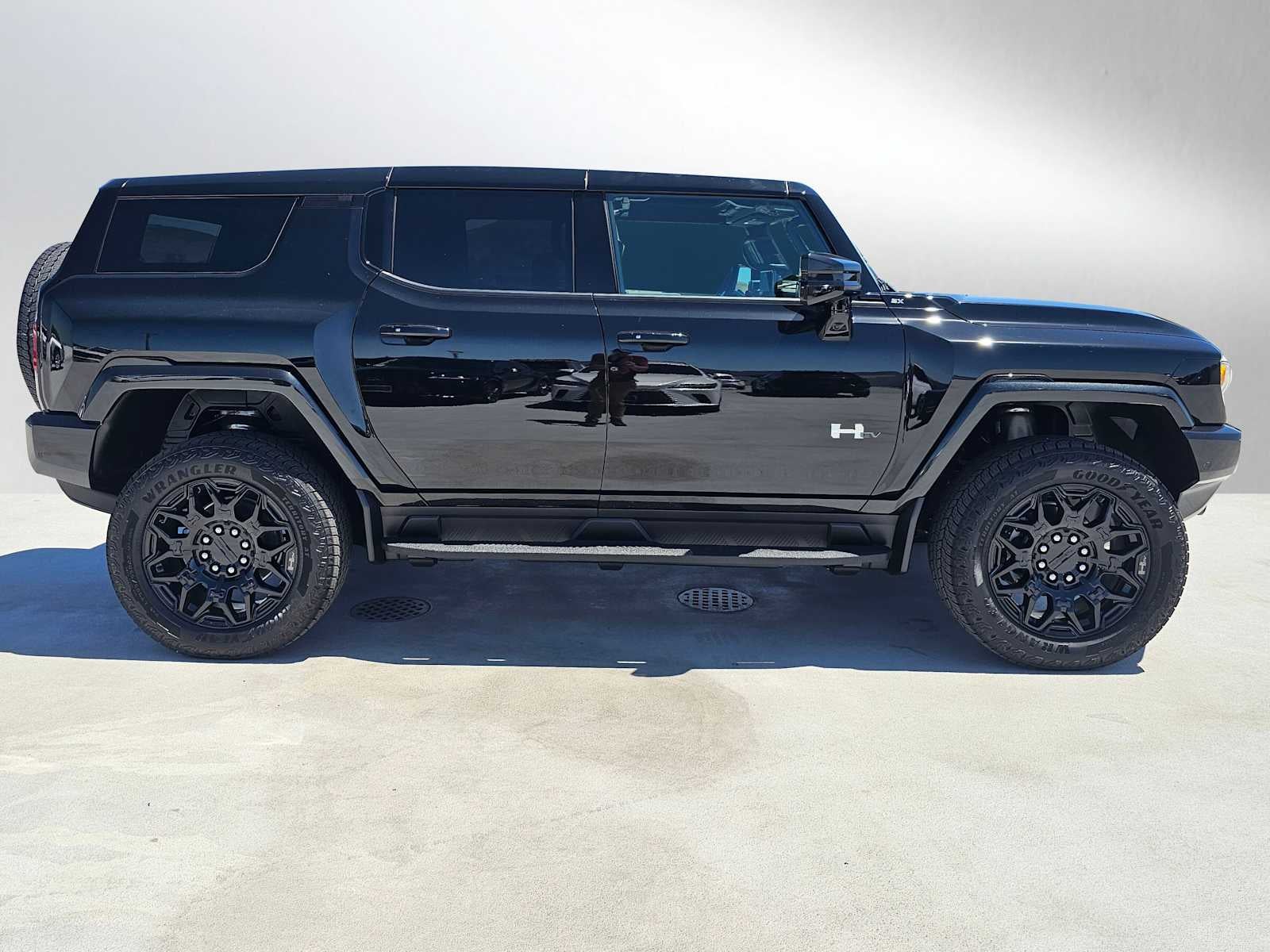2026 GMC HUMMER EV SUV 2X