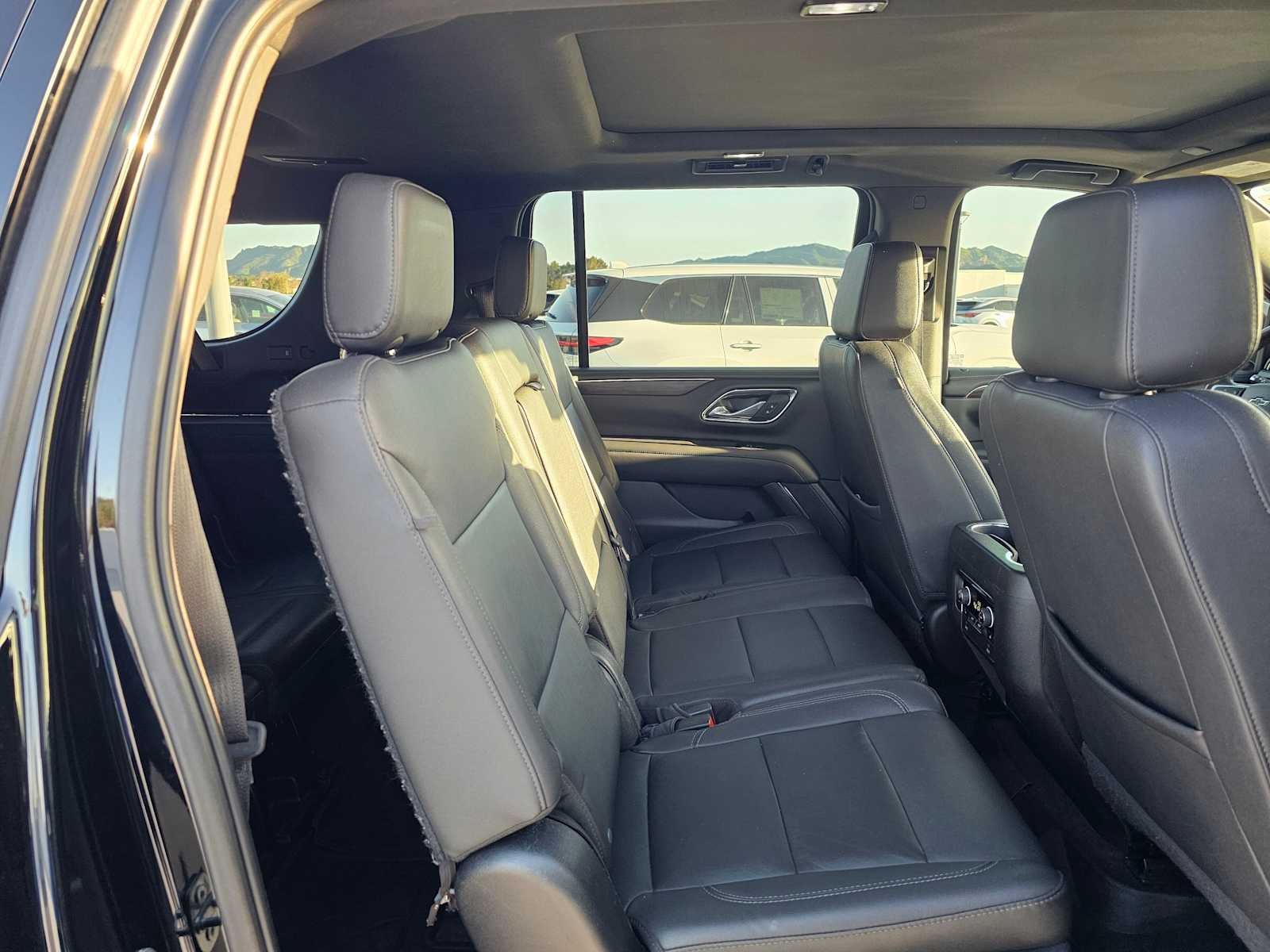 2023 Chevrolet Suburban Z71