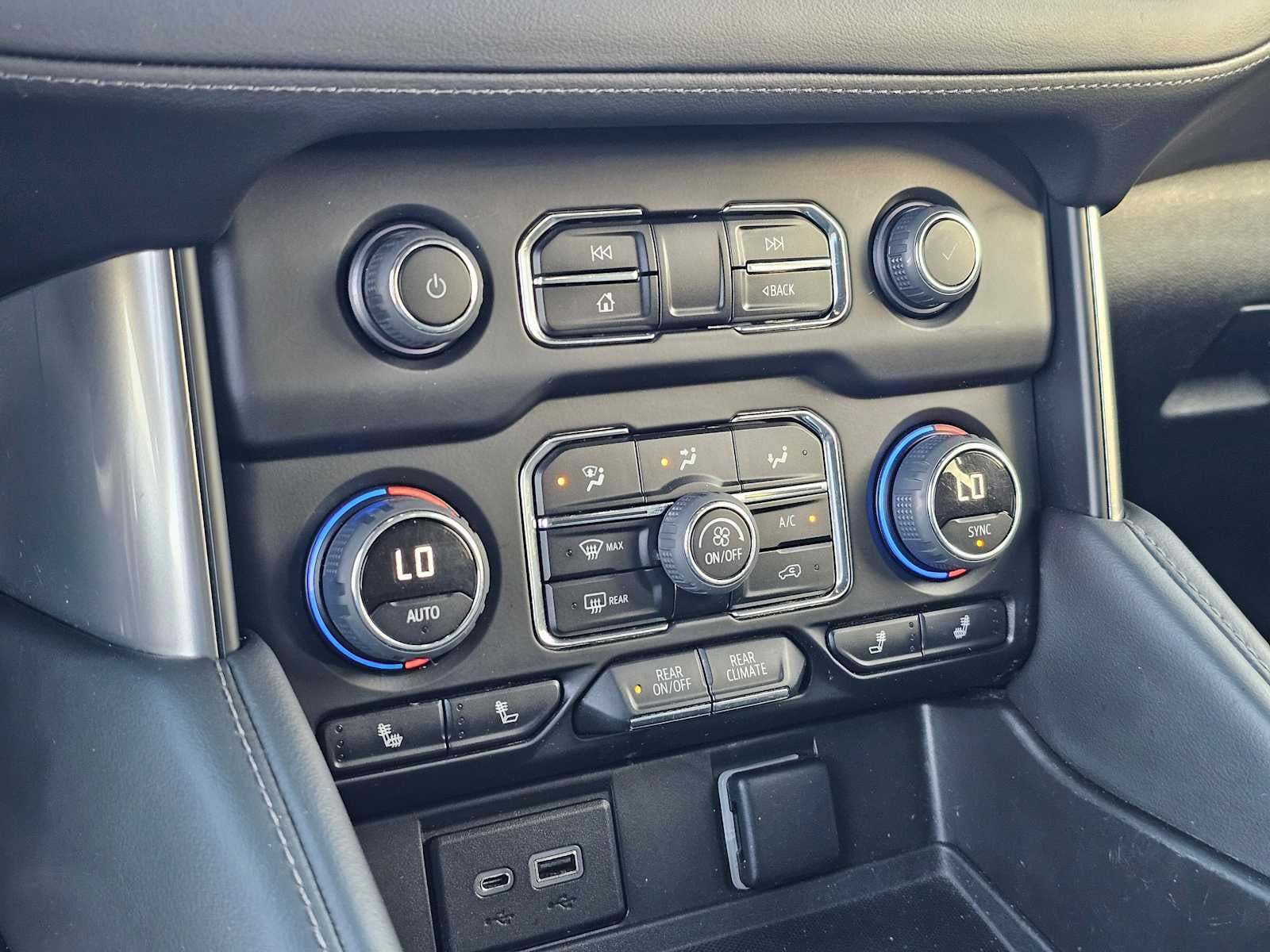 2023 Chevrolet Suburban Z71