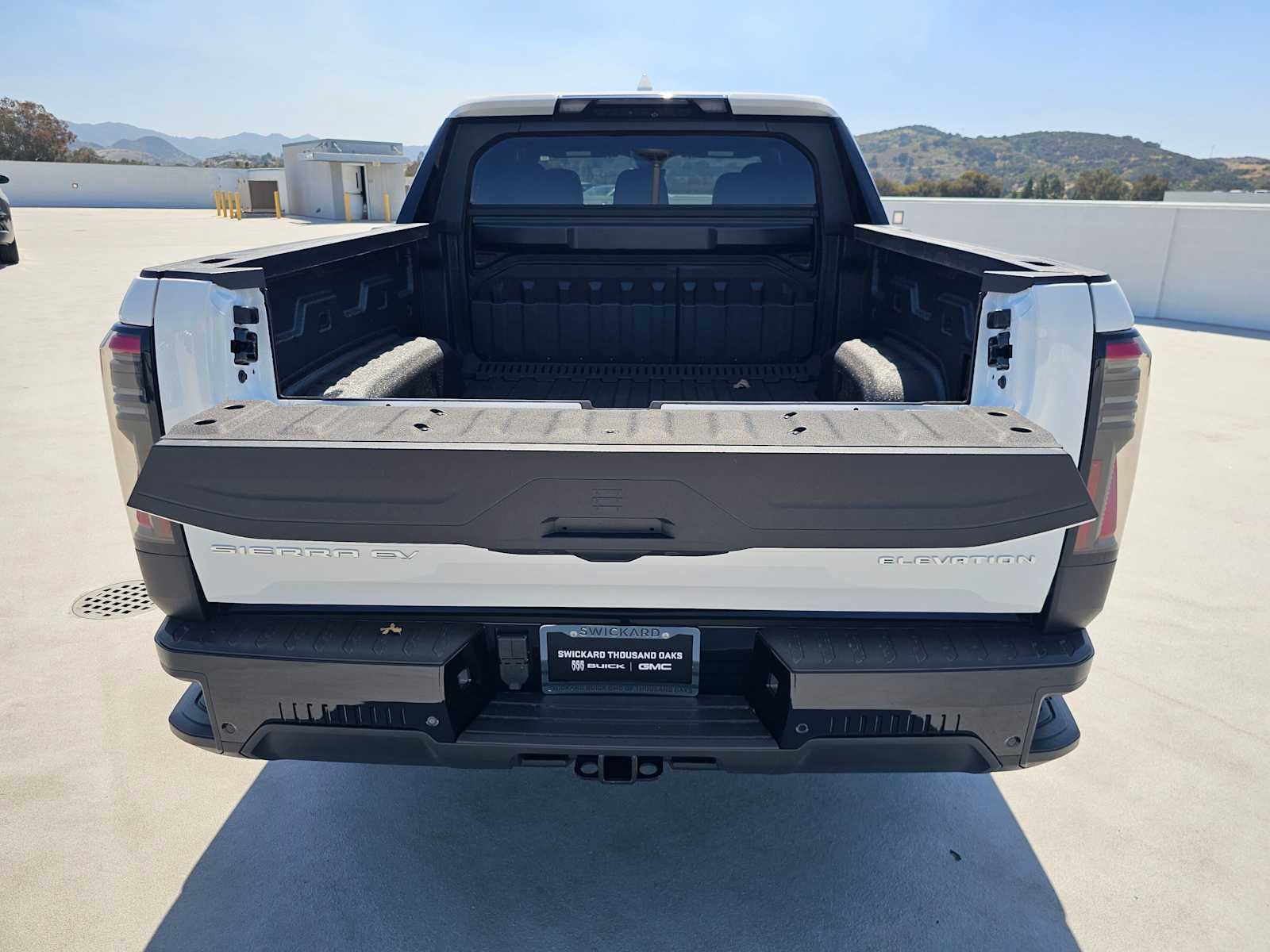 2026 GMC Sierra EV Elevation - Photo 15