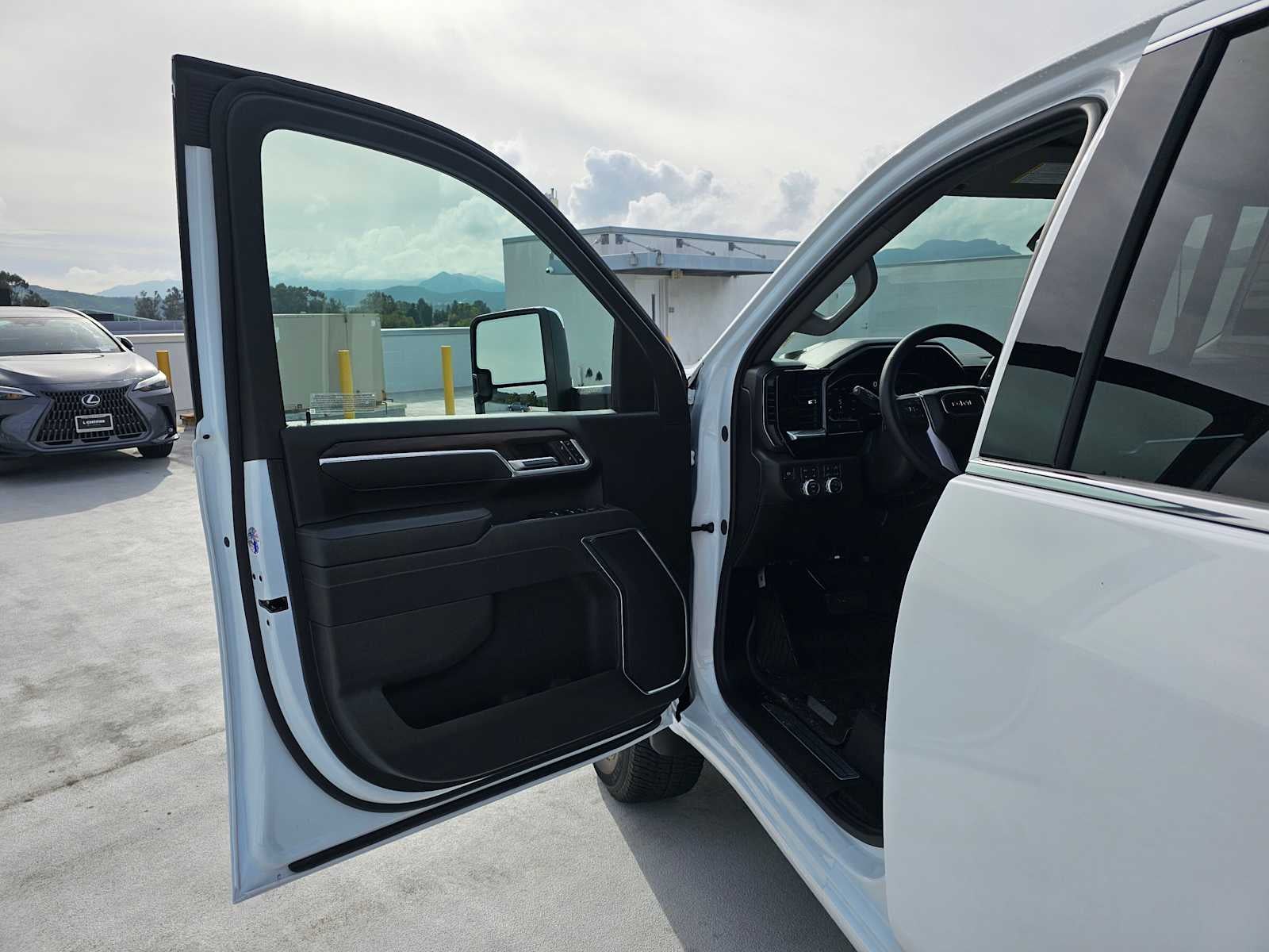 2026 GMC Sierra 3500 HD SLT