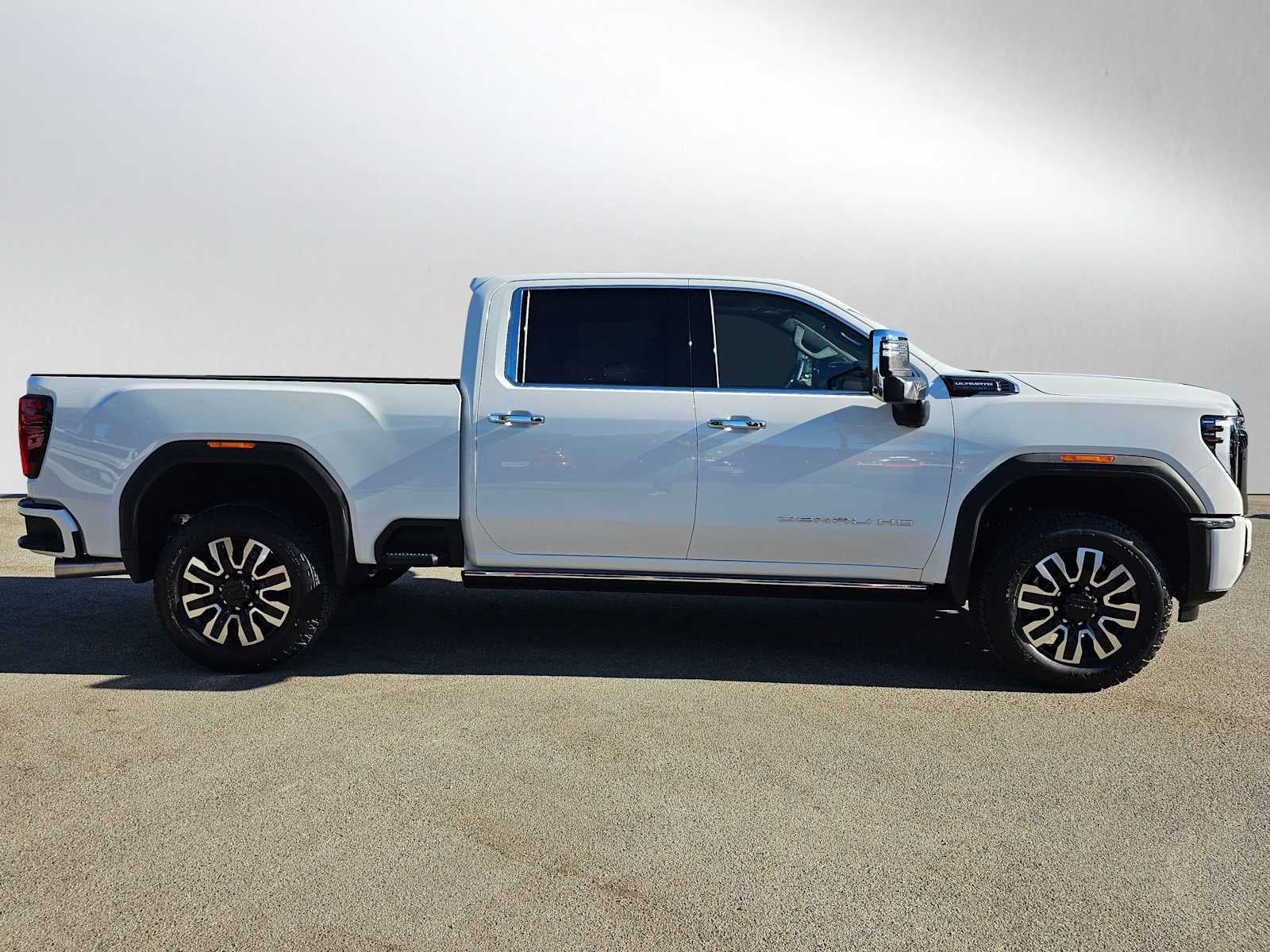 2025 GMC Sierra 2500 HD Denali Ultimate