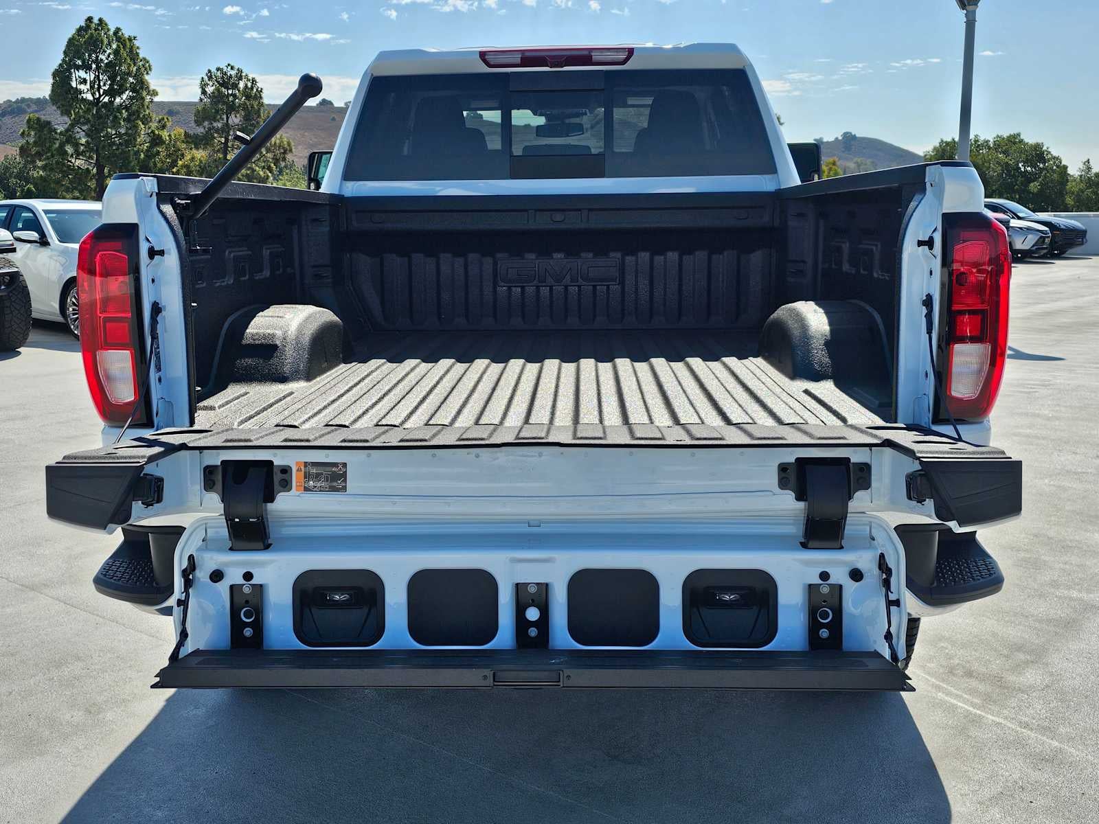2025 GMC Sierra 2500 HD SLE