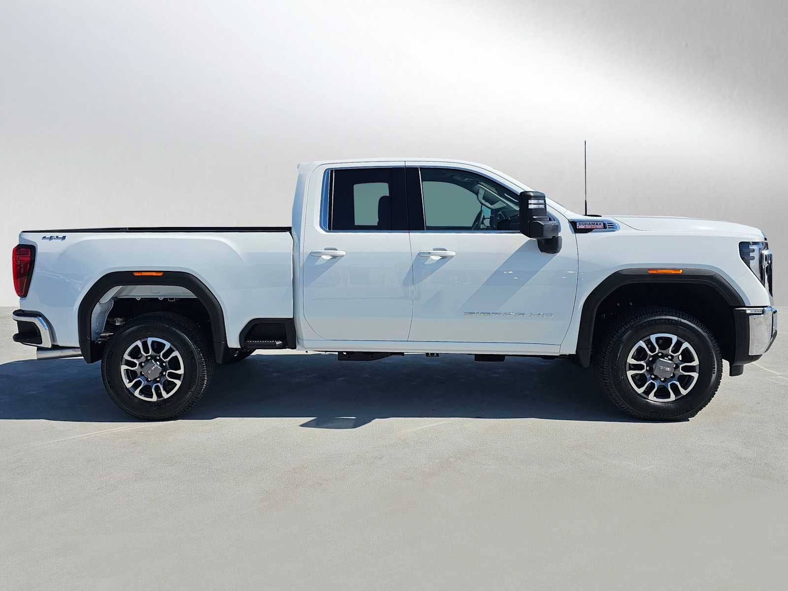 2025 GMC Sierra 2500 HD SLE