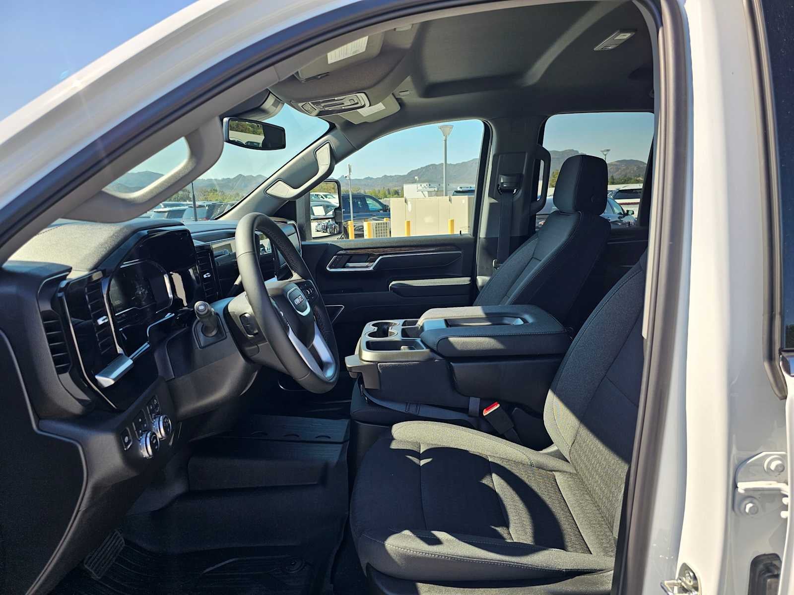 2025 GMC Sierra 2500 HD SLE