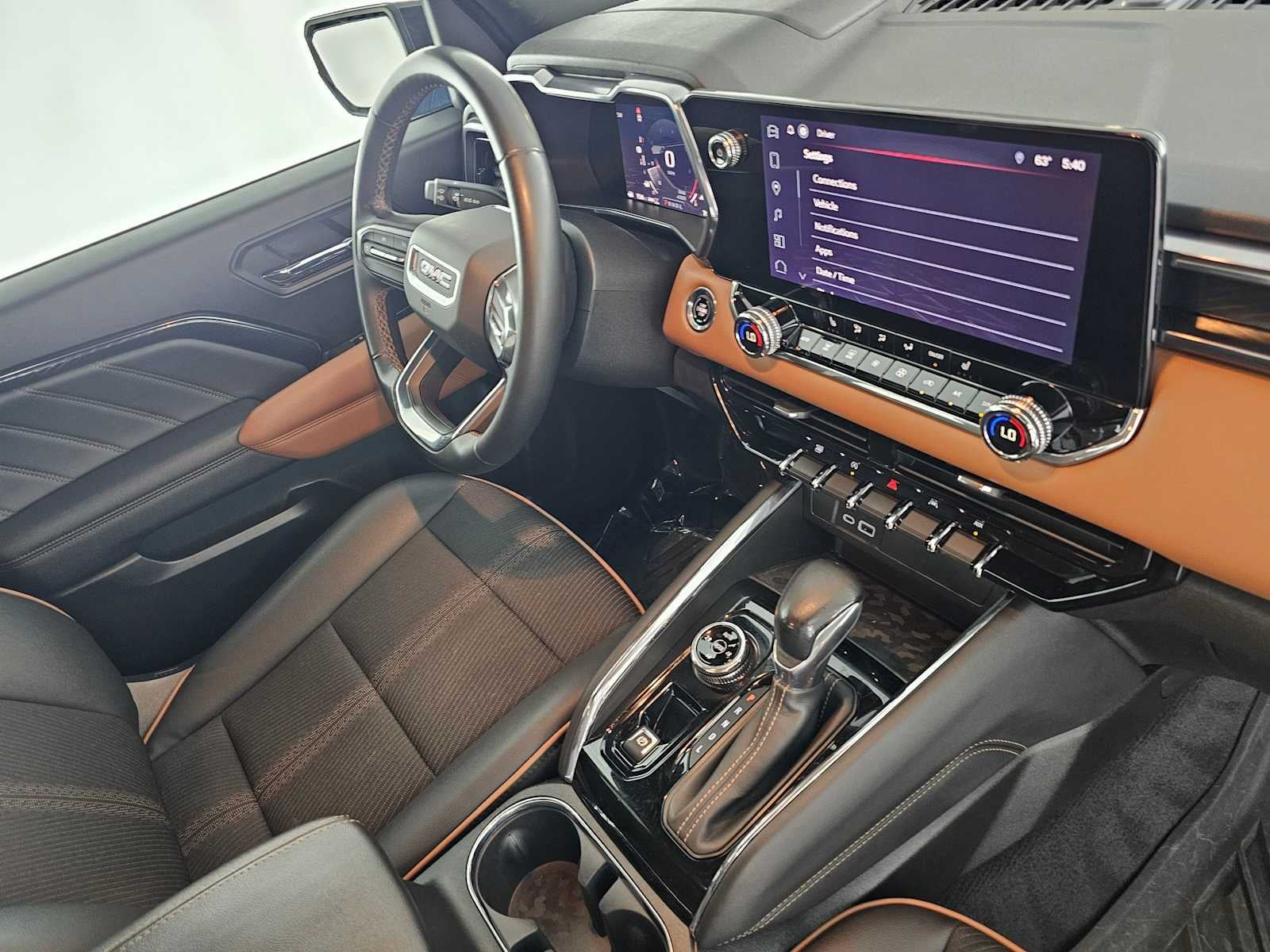 2023 GMC Canyon AT4