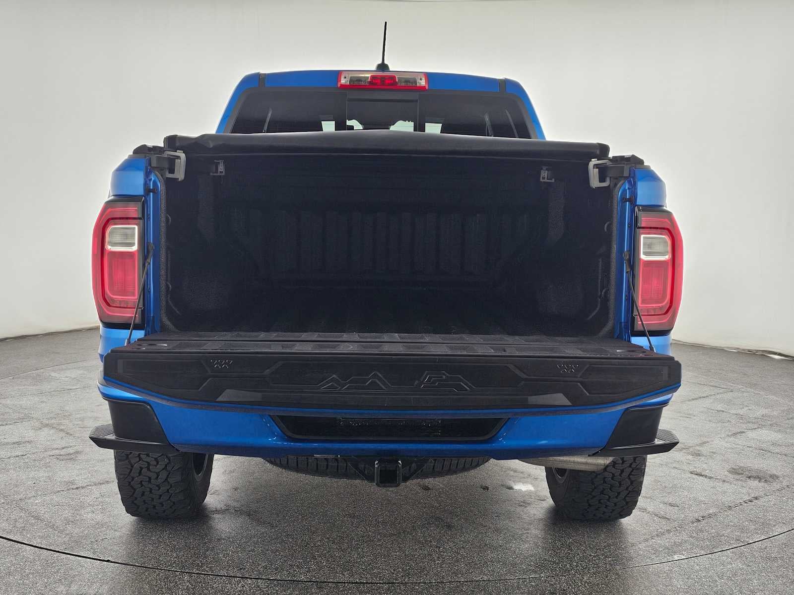 2023 GMC Canyon AT4