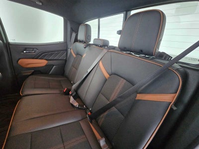 2023 GMC Canyon AT4
