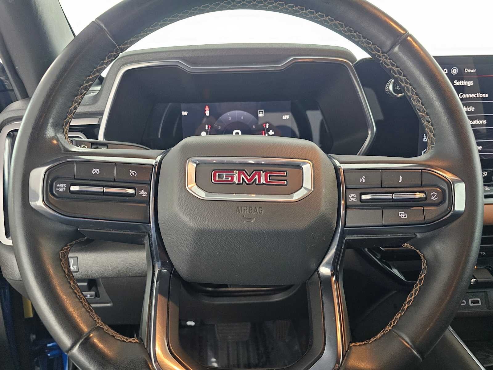 2023 GMC Canyon AT4