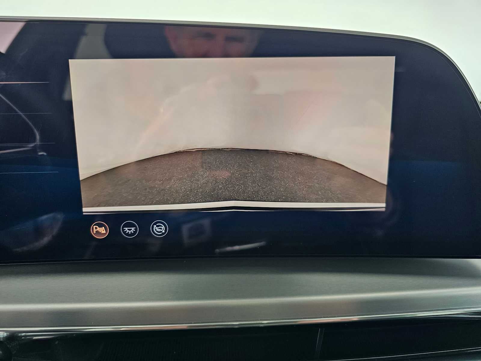 2025 Cadillac LYRIQ Luxury 1