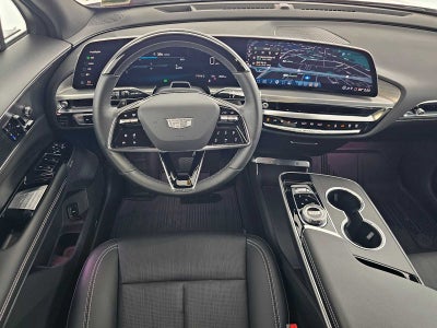 2025 Cadillac LYRIQ Luxury 3