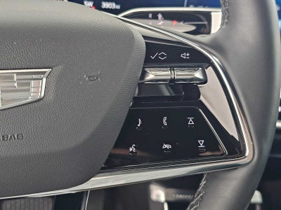 2025 Cadillac LYRIQ Luxury 3