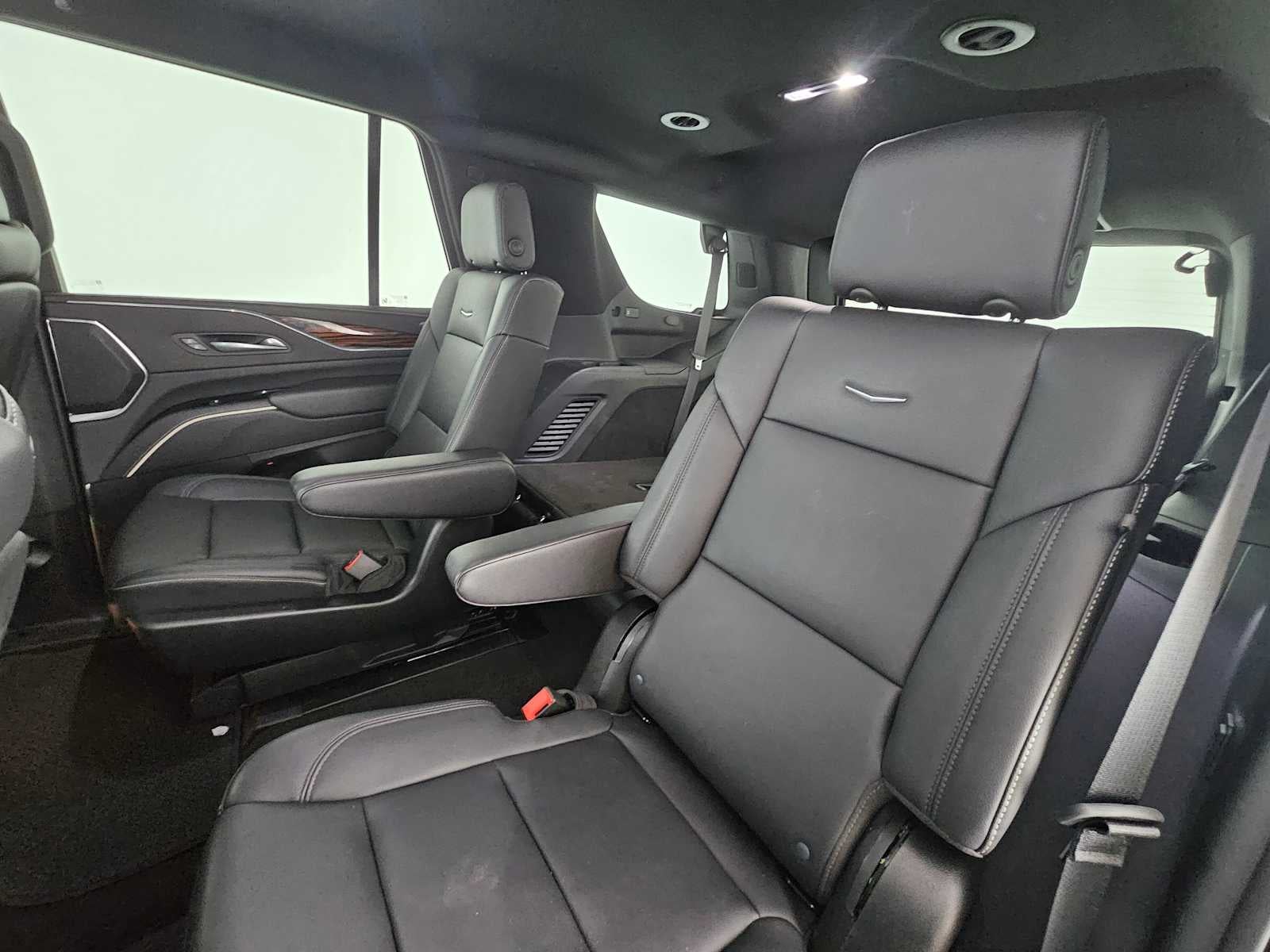 2024 Cadillac Escalade Luxury