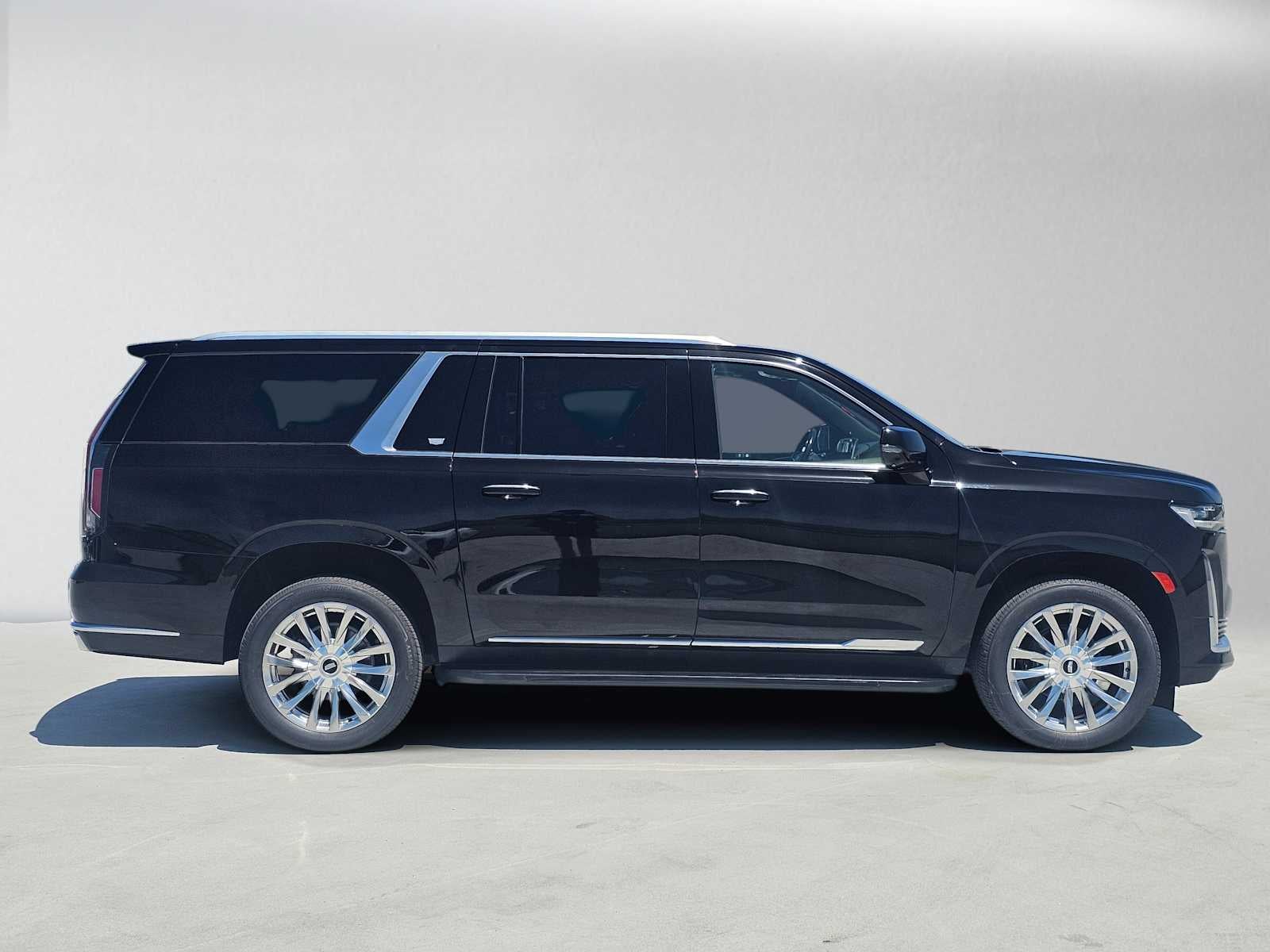 2022 Cadillac Escalade ESV Luxury