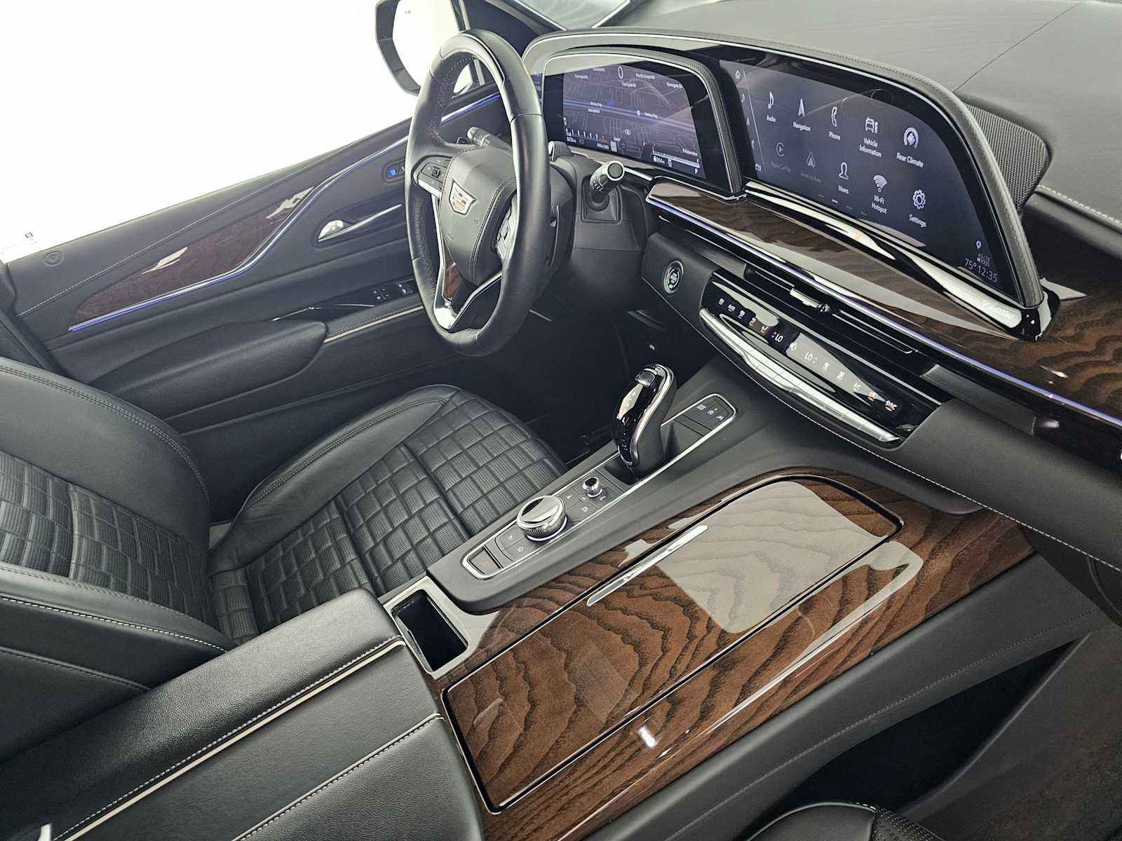 2024 Cadillac Escalade ESV Premium Luxury Platinum