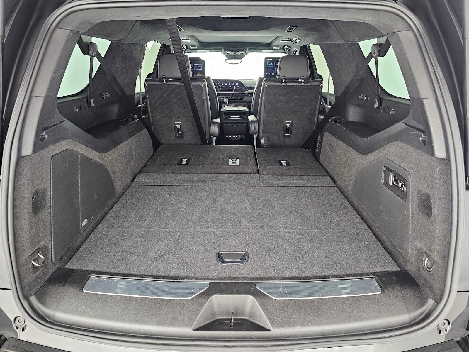 2024 Cadillac Escalade ESV Premium Luxury Platinum