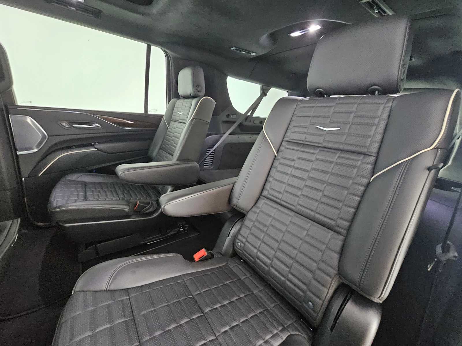 2024 Cadillac Escalade ESV Premium Luxury Platinum