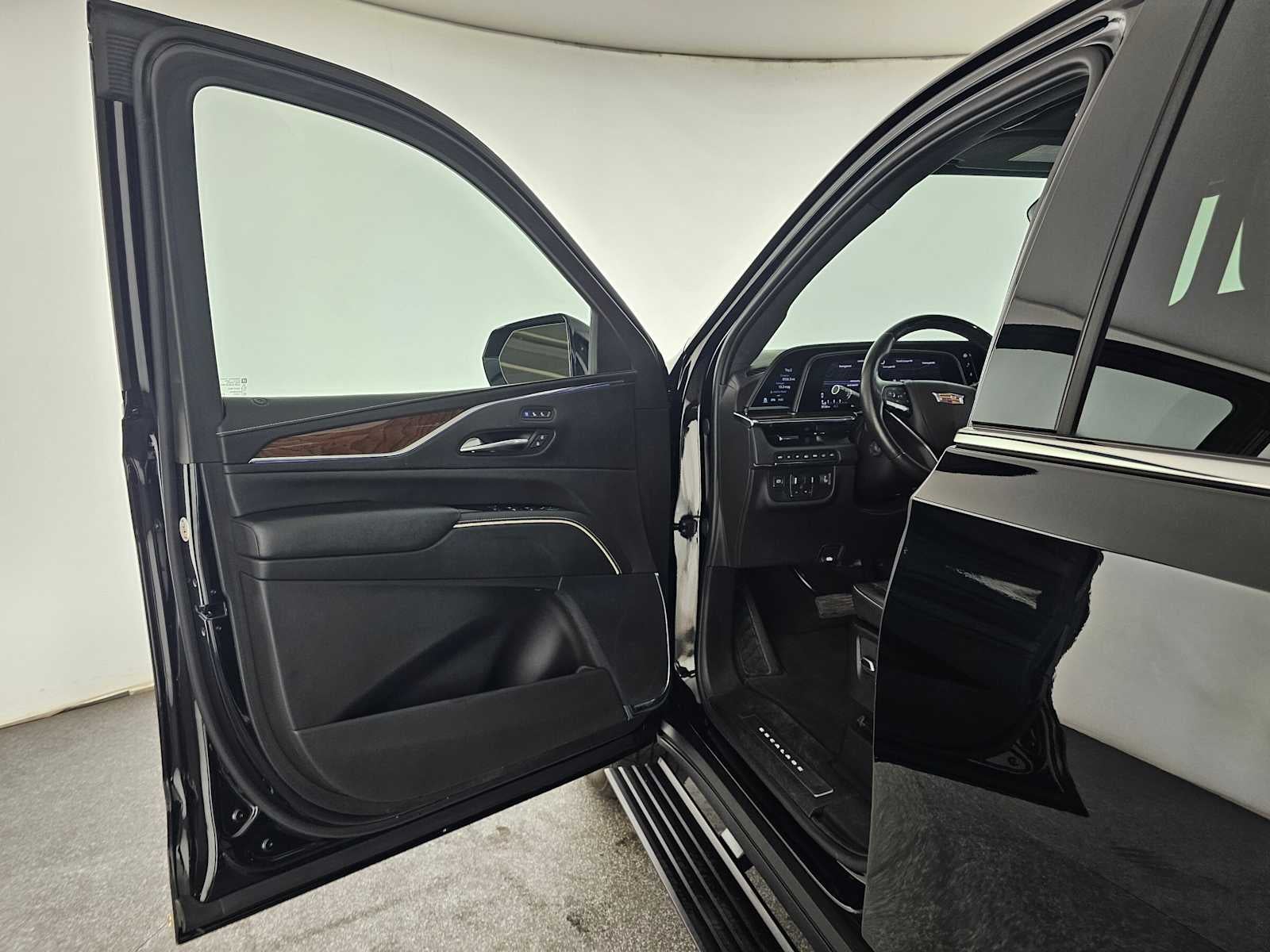 2024 Cadillac Escalade ESV Premium Luxury Platinum