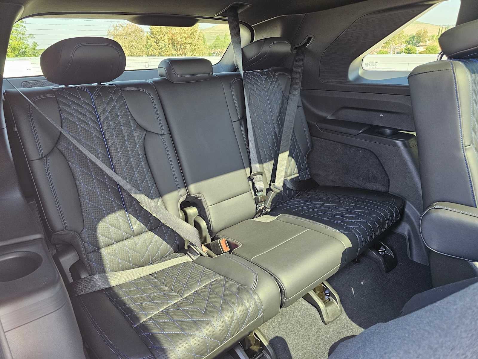 2025 Cadillac ESCALADE IQ Sport 1