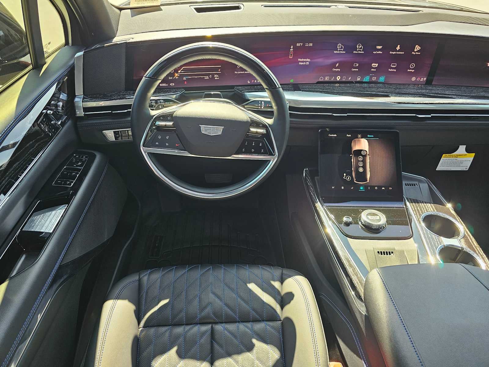 2025 Cadillac ESCALADE IQ Sport 1