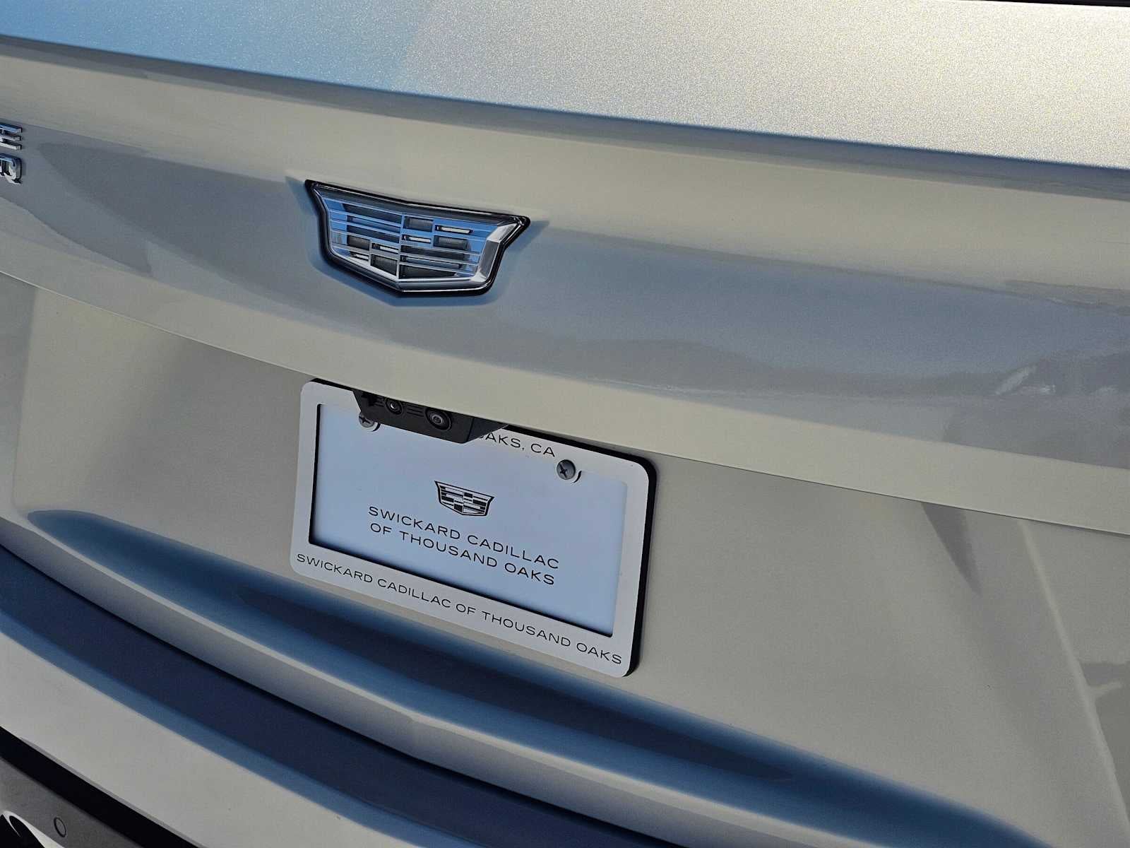 2025 Cadillac ESCALADE IQ Sport 2
