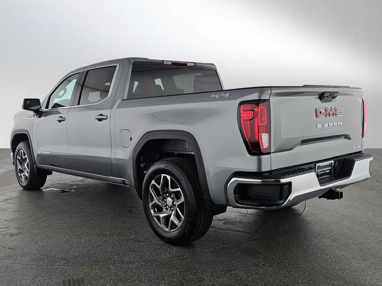 2026 GMC Sierra 1500 SLE