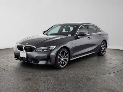 2022 BMW 3 Series 330e xDrive