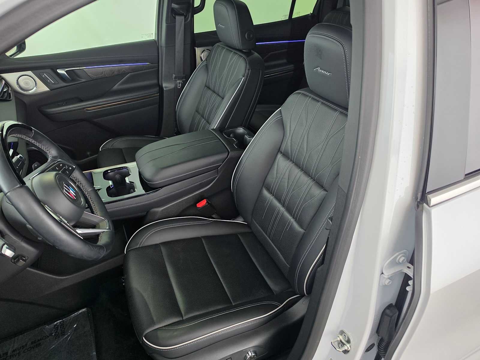 2025 Buick Enclave Avenir