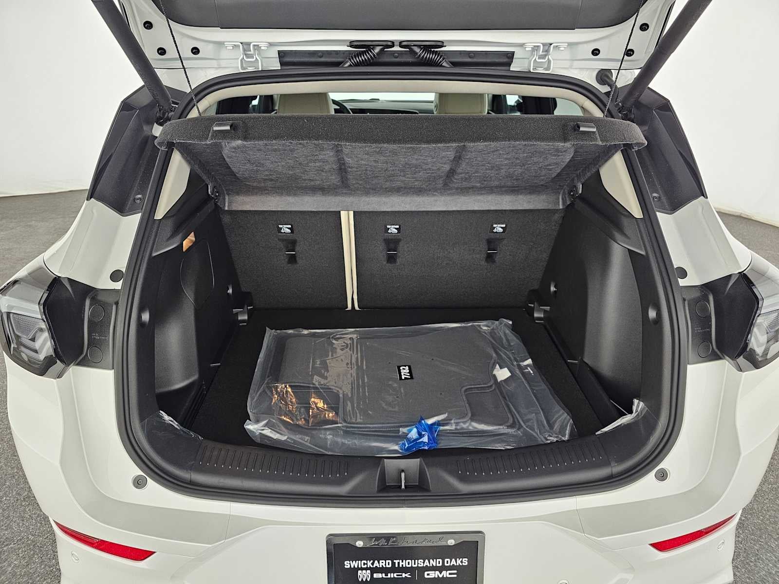 2025 Buick Encore GX Avenir