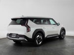 2024 Kia EV9 Light Long Range