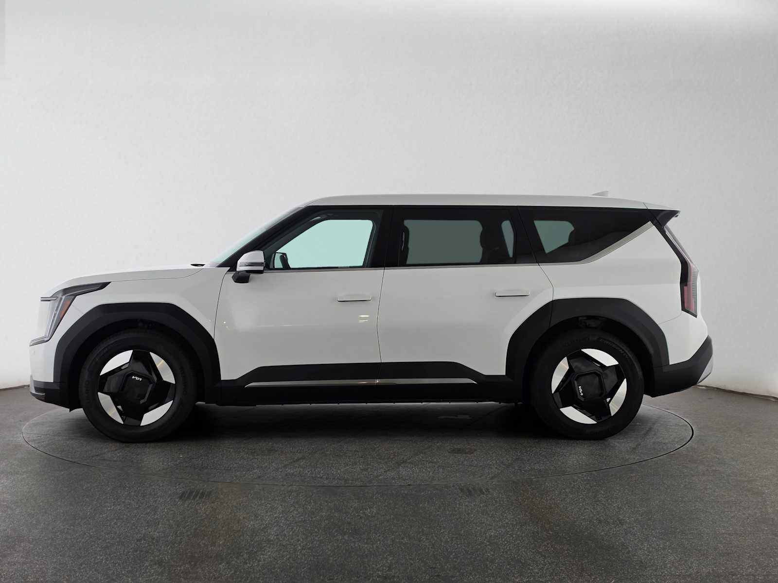 2024 Kia EV9 Light Long Range