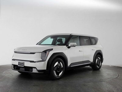 2024 Kia EV9 Light Long Range