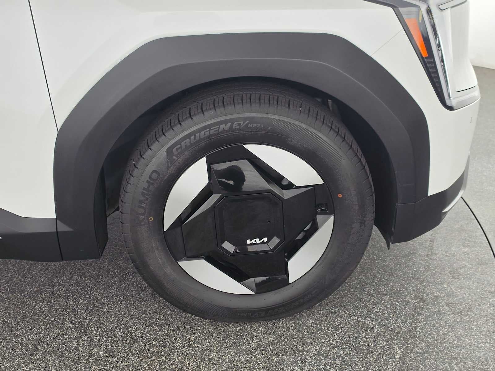 2024 Kia EV9 Light Long Range