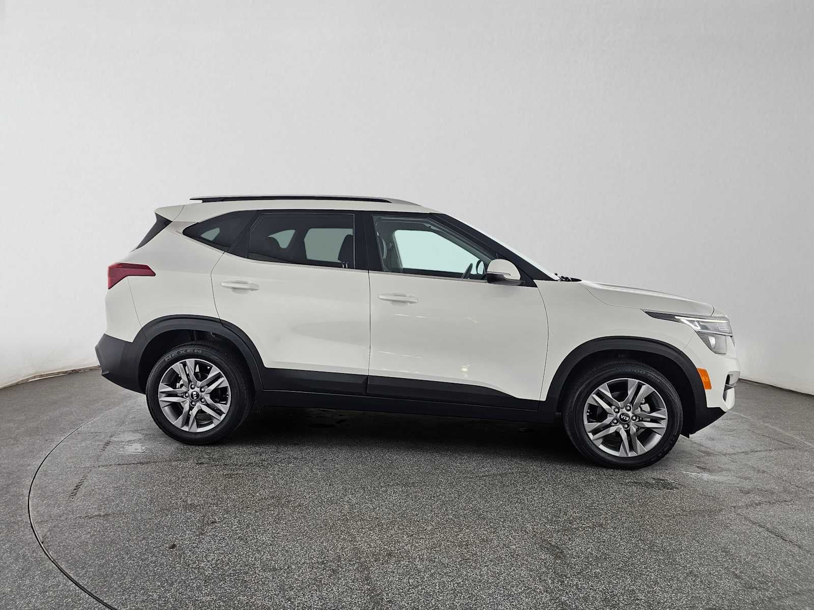 Used 2021 Kia Seltos S with VIN KNDEU2AA0M7192479 for sale in Westlake Village, CA